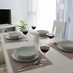 Patios De San Rafael *
